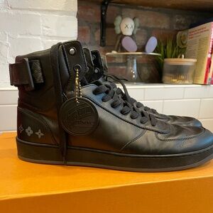 Louis Vuitton Black Leather Rivoli High Top Sneakers